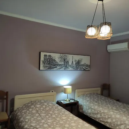 Apartamento Cozy And Central Apartment Korce